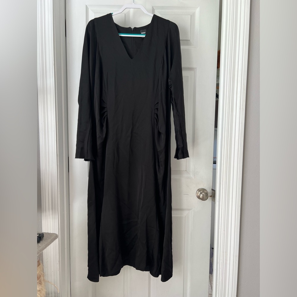 Daniki Woven Ruched V-Neck Long Sleeve Midi Sheath Dress